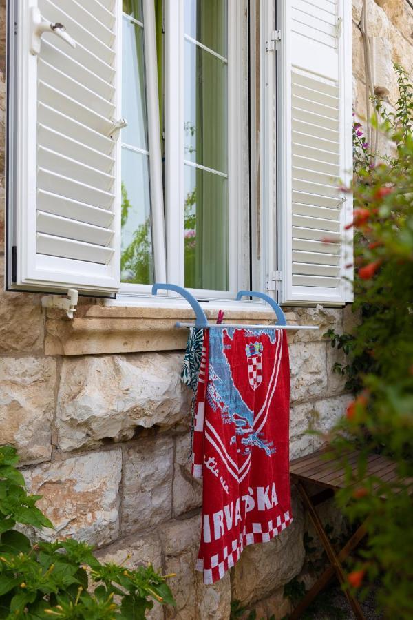Guest House Cinema Close To Port Ντουμπρόβνικ Εξωτερικό φωτογραφία